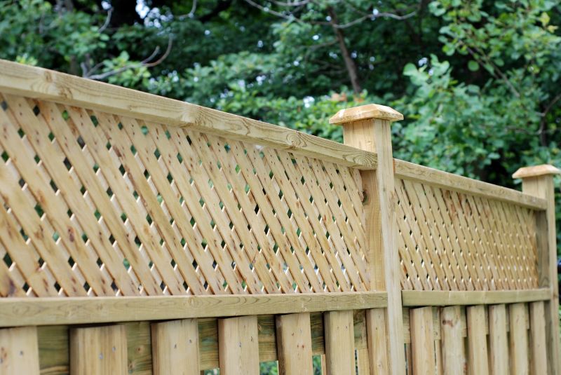 Privacy Fence Installation in Pearland, TX